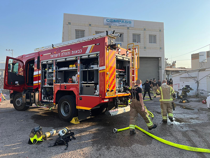 مصرع شخص بحريق في بيت متنقل كرفان في ايلات